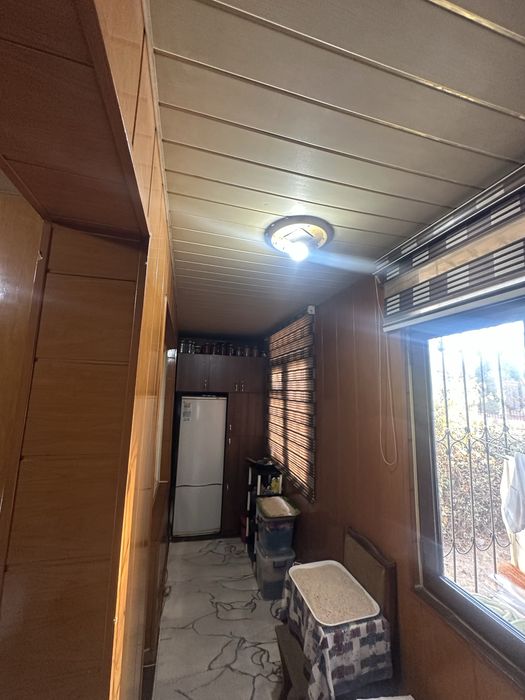 1 etaj 2 ta xovli 4 xonali remnot yaxshi