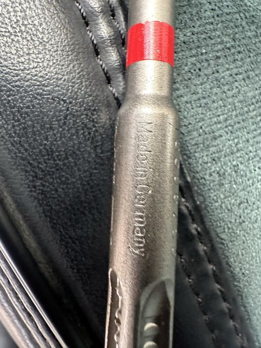 Бур хелти сперло германия