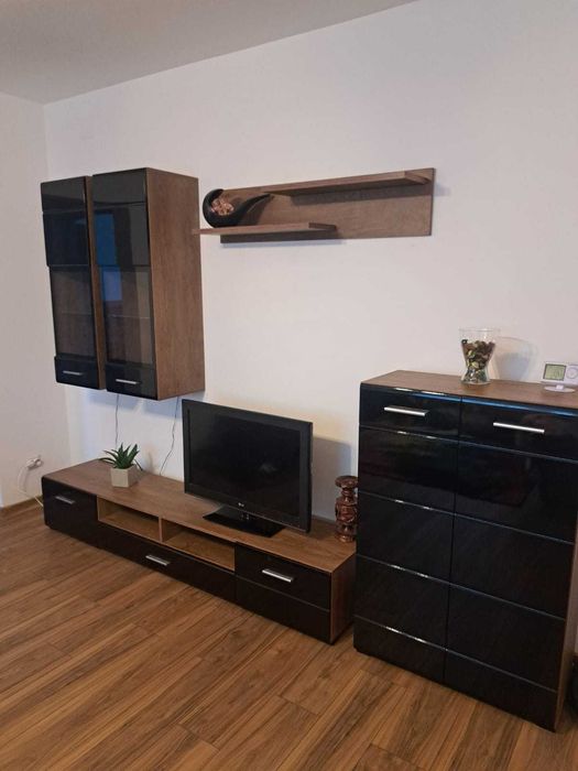 Inchiriez ap 2 camere Bld Roman Musat