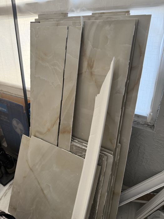 Керамогранит отдам даром