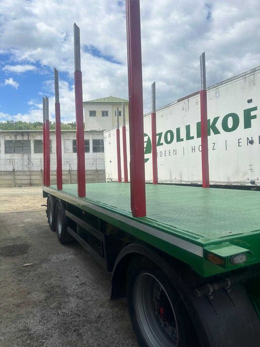 Remorca 04 Schwarzmuller pentru transport lemn