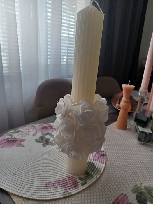 Lumânăre pentru nuntă.