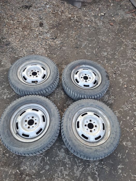 Продам R13 диск с резиной комплект