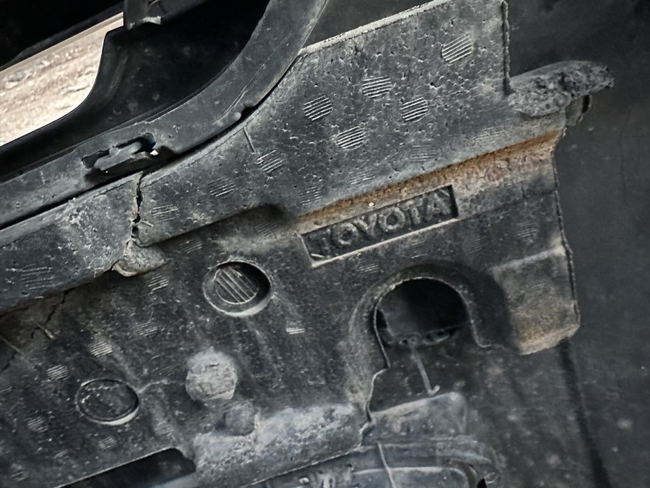 Камри 40 бампер передний