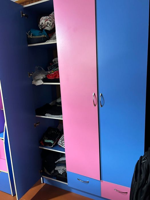 Продам гарнитур.