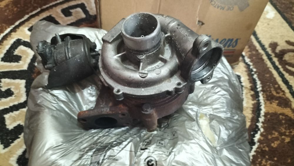 Vând turbo Peugeot 307