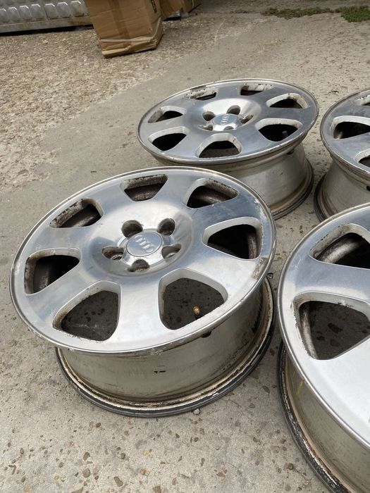 Продавам лети джанти 15 за Ауди А3