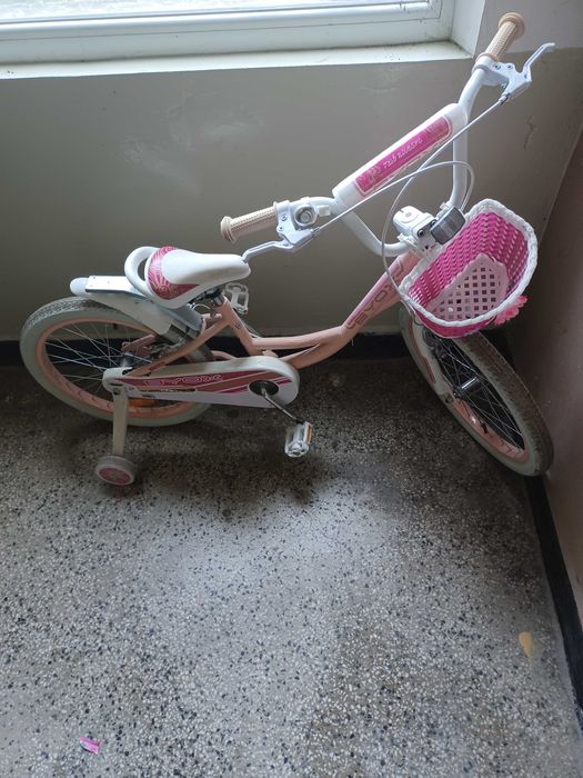 Продавам детско  колело Byox 20