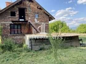 Продава се Къща в с. Кралев дол, Област Перник - 90 кв.м за 1000 €/кв.м - Снимка #3