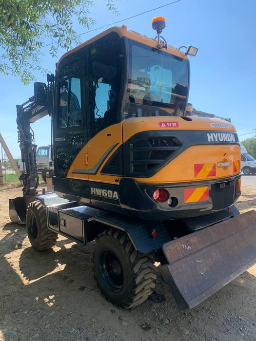 Экскаватор ХУНДАЙ НW 60 A