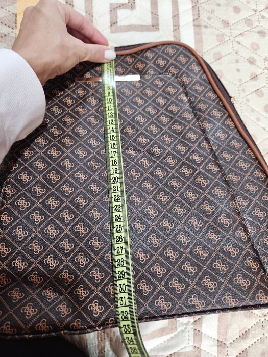 Дамска кожена раничка