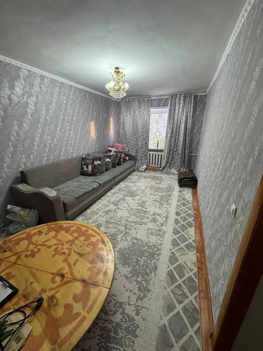 Продам 2 комнатную квартиру