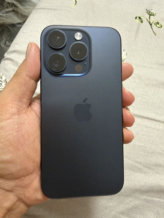 Продам Iphone 15 pro 256Gb