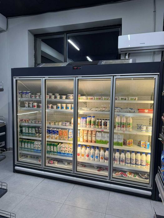 Среднетемпературный холодильный шкаф Planai