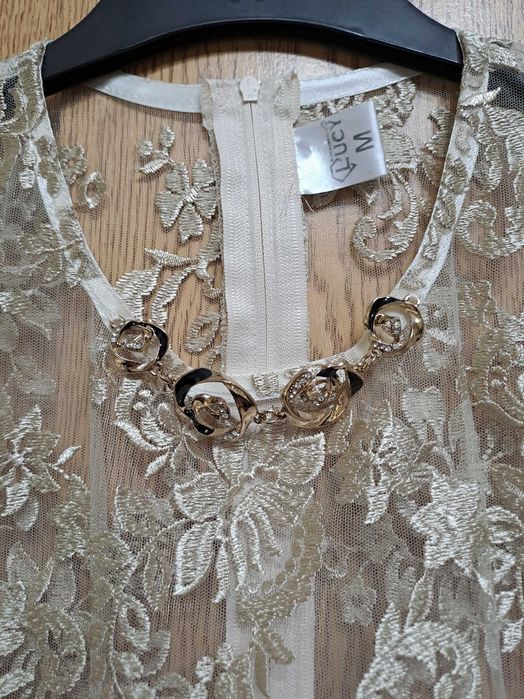 абитуриентска рокля