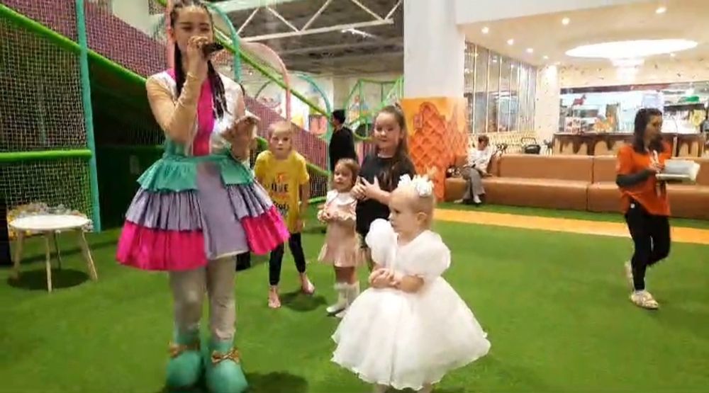 Продам платье для девочки