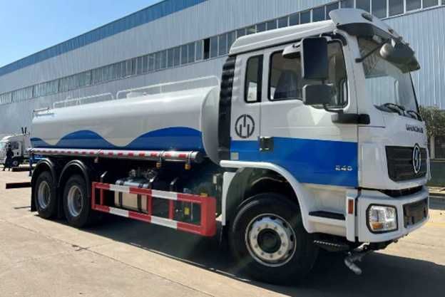 Автоцистерна водовоз поливальная Shacman L3000 6x4 15 куб.м