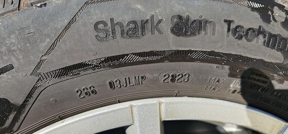 Jante Roti iarna BMW F30 F31 E90 E91 205 60 R16 Uniroyal NOI