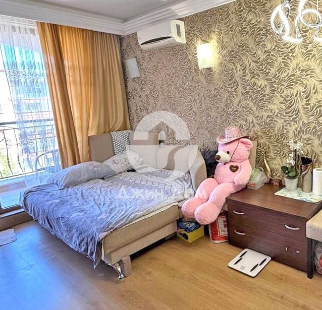 Двустаен апартамент в к-с „Хармони Палас“, к.к. Слънчев бряг