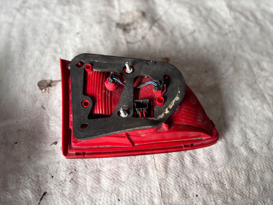 Заден стоп • VW Passat B7 (2010–2014)