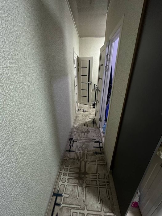 1/1/4 мв.Феруза (Нео маркет) 2*6 балкон 45кв.мт