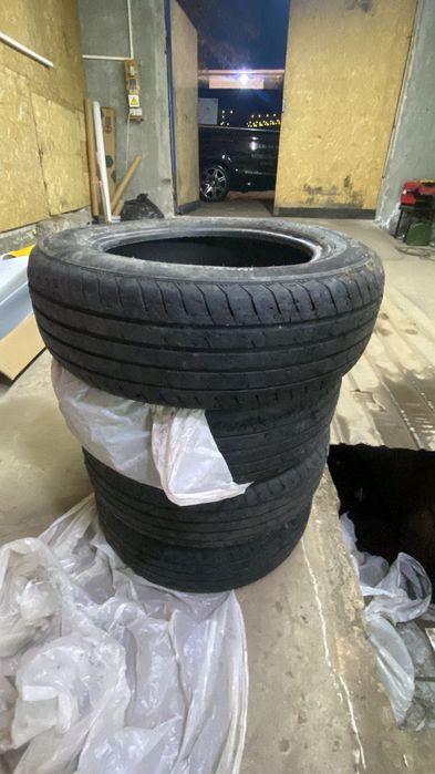 Продаю шину R15 универсал