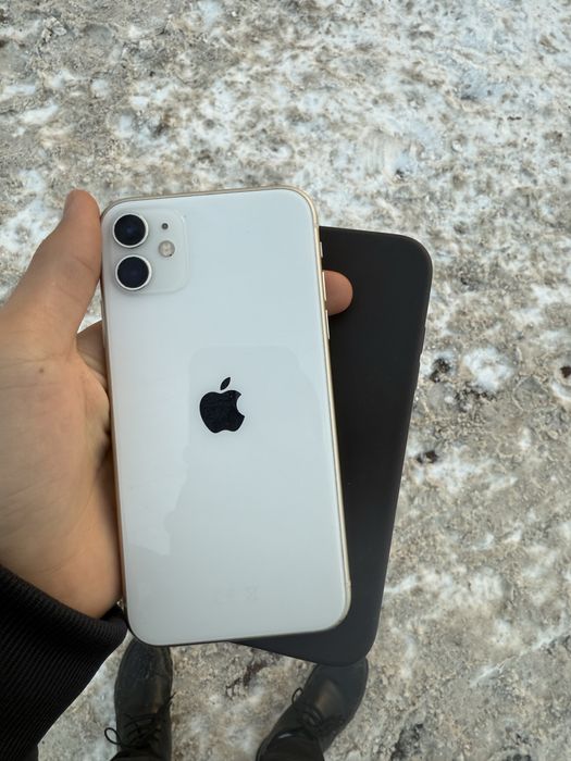 Iphone 11 в идеалном состояние 77%