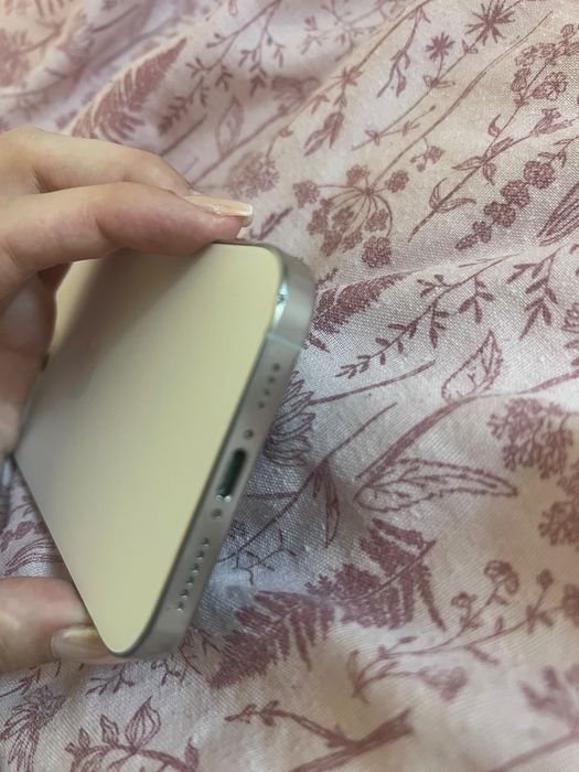 iPhone 16 pro Max titanium 256Gb бял