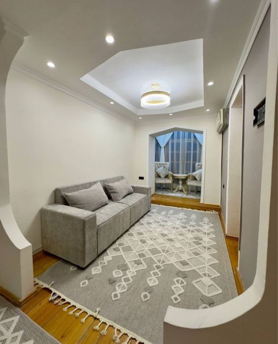 2/2/5  Буюк Ипак Йули (Максим Горький, )Гостиница Саехат Макро