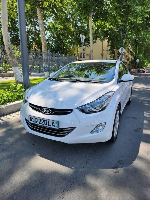 Hyundai Elantra 2013