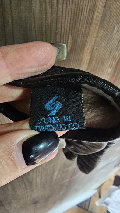 Перчатки из натуральной кожи