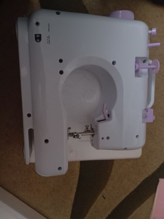 продам швейную машинку