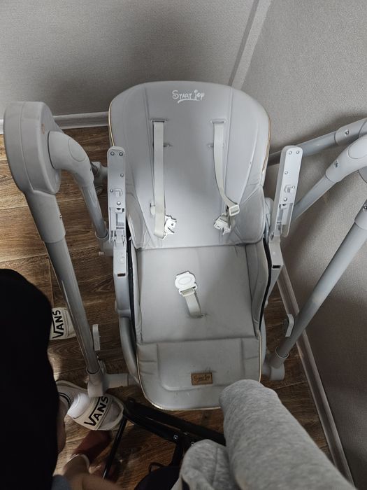 Продам детский стульчик 3 в 1