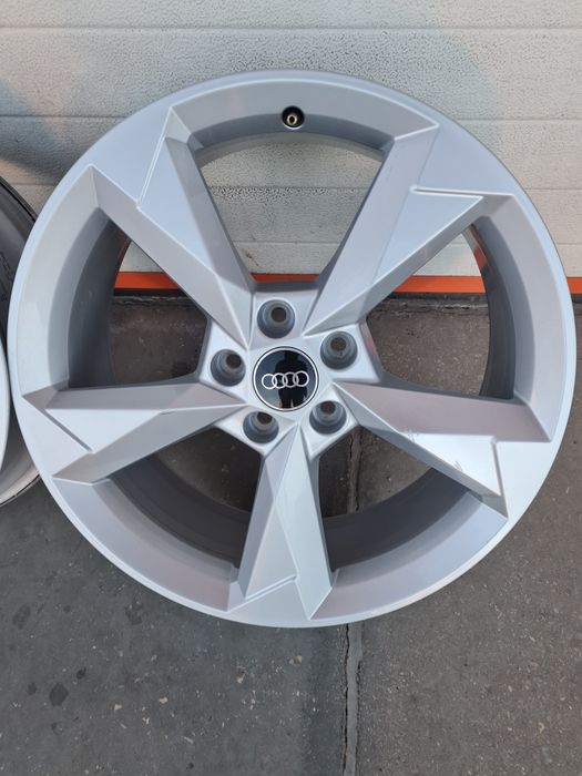 Оригинални джанти за АУДИ VW SEAT SKODA R19 5x112 ET43 7J