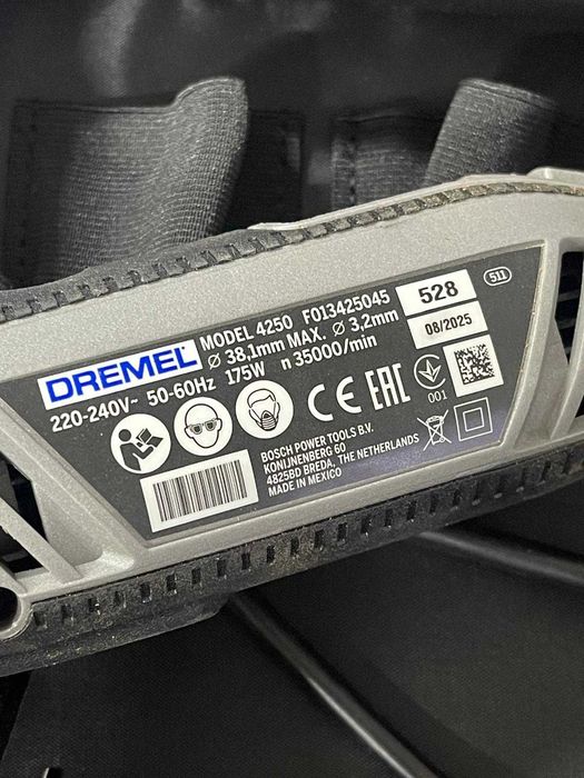 Unealtă rotativă multifuncțională Dremel 4250, 175 W, set cu 35 de accesorii, viteză variabilă între 5000 și 35000 rpm