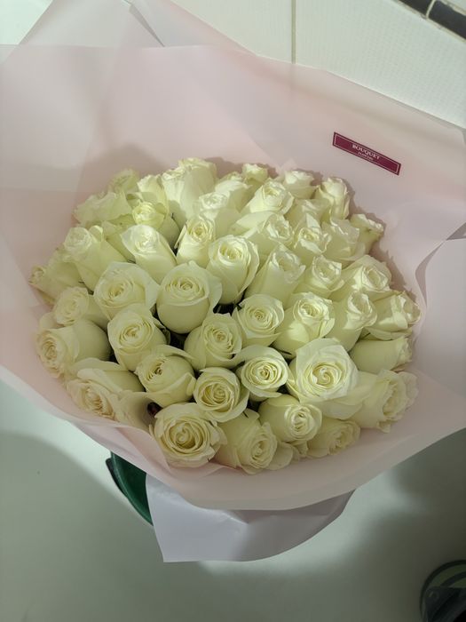 Продается белые розы!