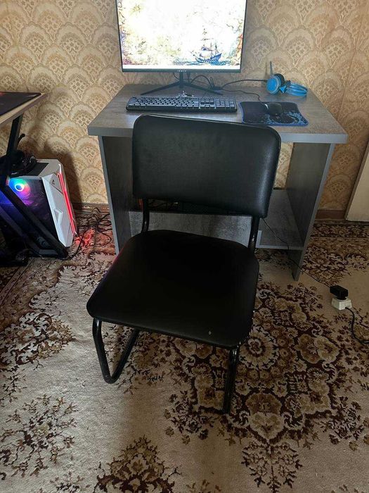 Стол для компьютера