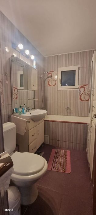 Inchriez apartament 3 camere ultracentral Pitesti