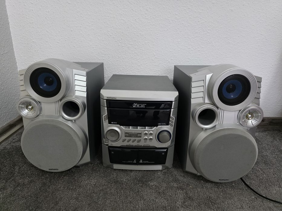 Universum VTC-CD 4035 de mare putere