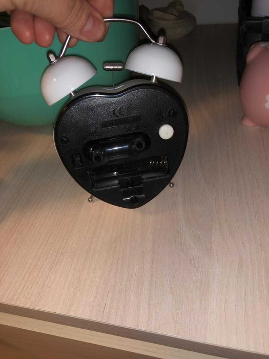Ceas functional pe baterii, ca nou