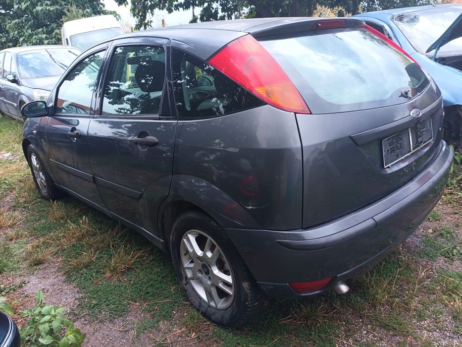 Продавам ford focus 1.8 TDCI на части