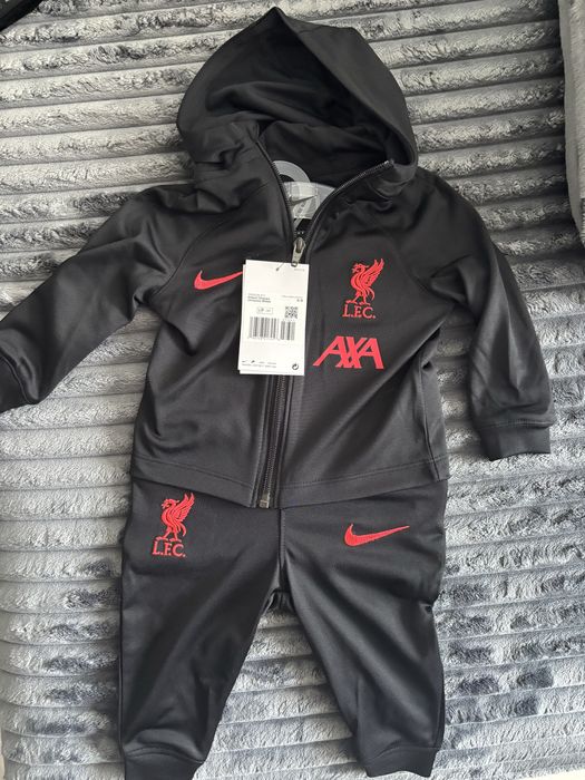 Compleu bebe 6-9 luni Nike Liverpool