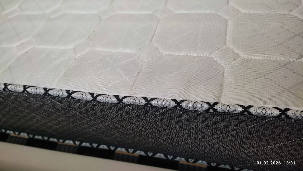 Продам матрас 10 000