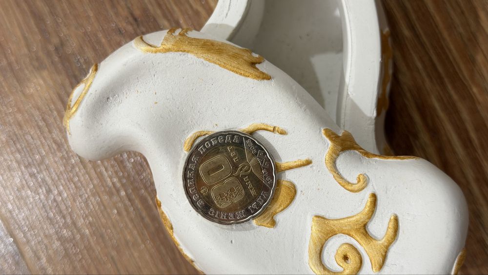 Юбилейные 200 тг