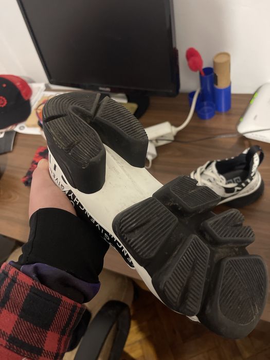 Givenchy  Chain  Reaction – Originali 100%