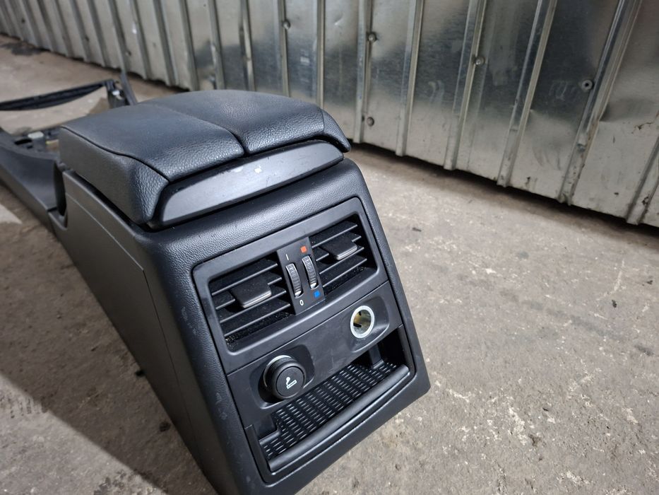 Cotiera consola centrala dubla rabatabila BMW E90 E91 E92 E93