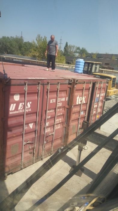 Продам контейнер 400000тенге 20 тонник