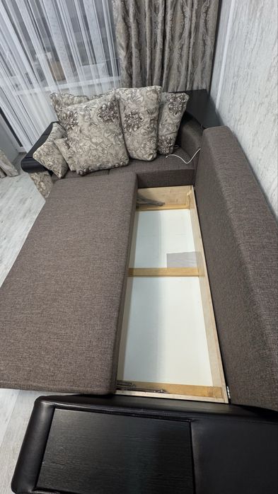 Диван в отличном состоянии