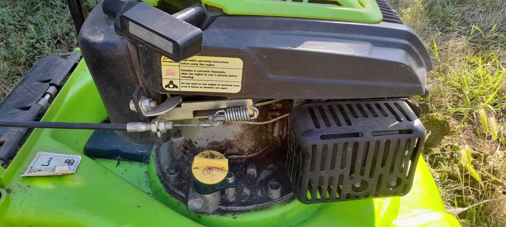 Бензинова косачка Fieldmann FZR 4005-BH, Зелен/Черен, 40см