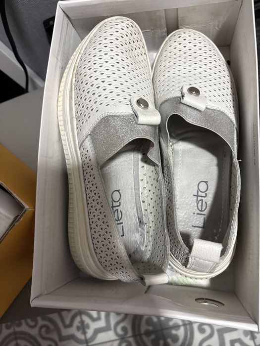 Лоферы женские летние